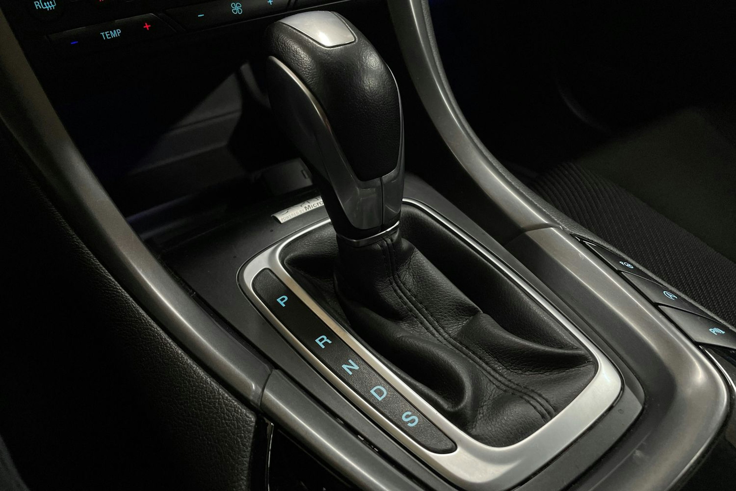 musta Ford Mondeo 2015 kuva 28.