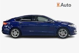 sininen Ford Mondeo 2015 kuva 6.