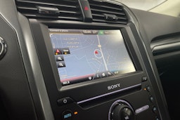sininen Ford Mondeo 2015 kuva 20.