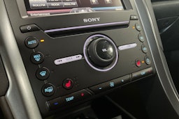 sininen Ford Mondeo 2015 kuva 21.
