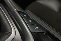 sininen Ford Mondeo 2015 kuva 22.