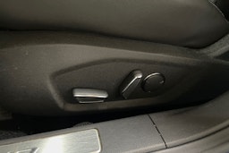 sininen Ford Mondeo 2015 kuva 24.