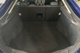 sininen Ford Mondeo 2015 kuva 26.