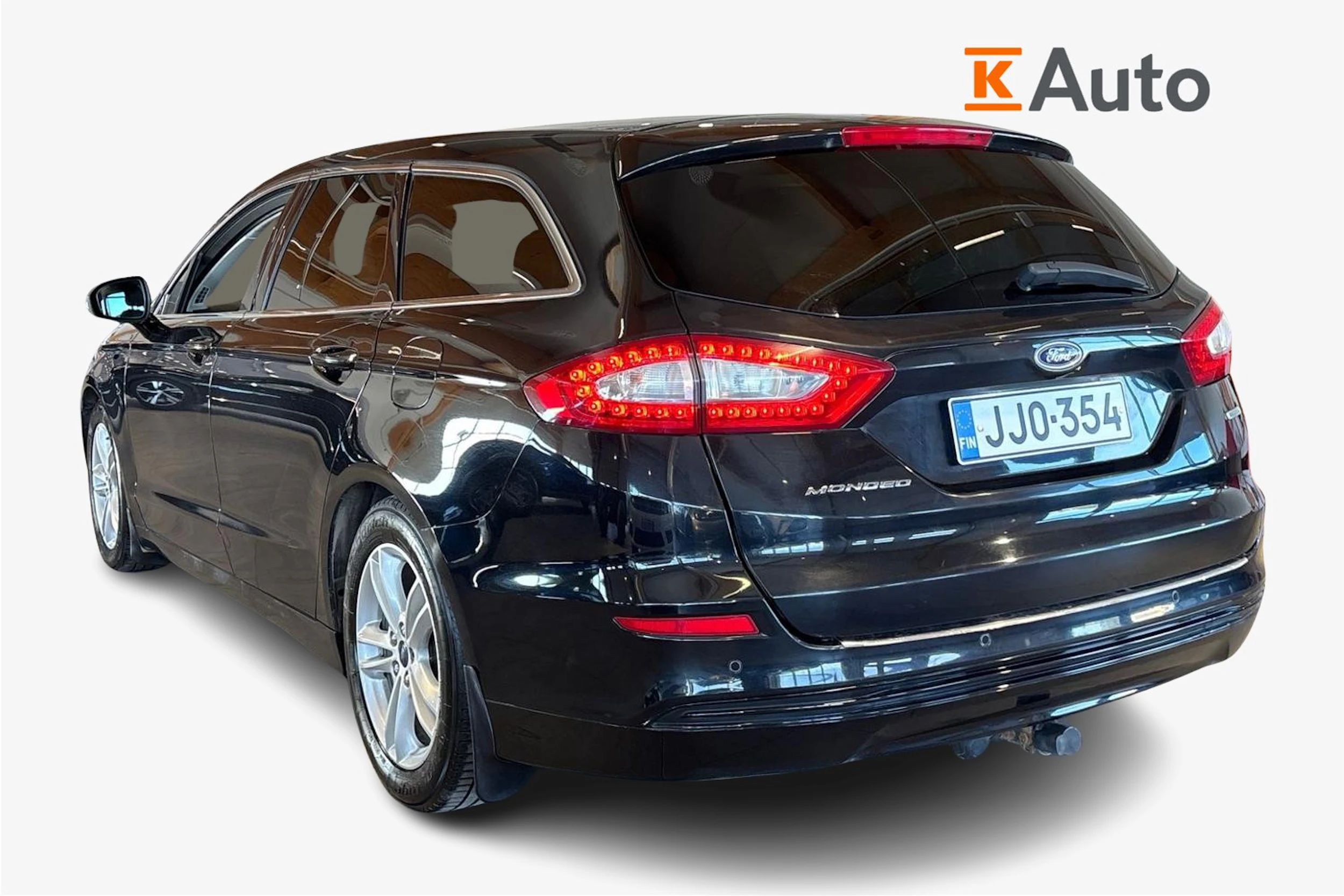 Musta Ford MONDEO 2015 kuva 3.