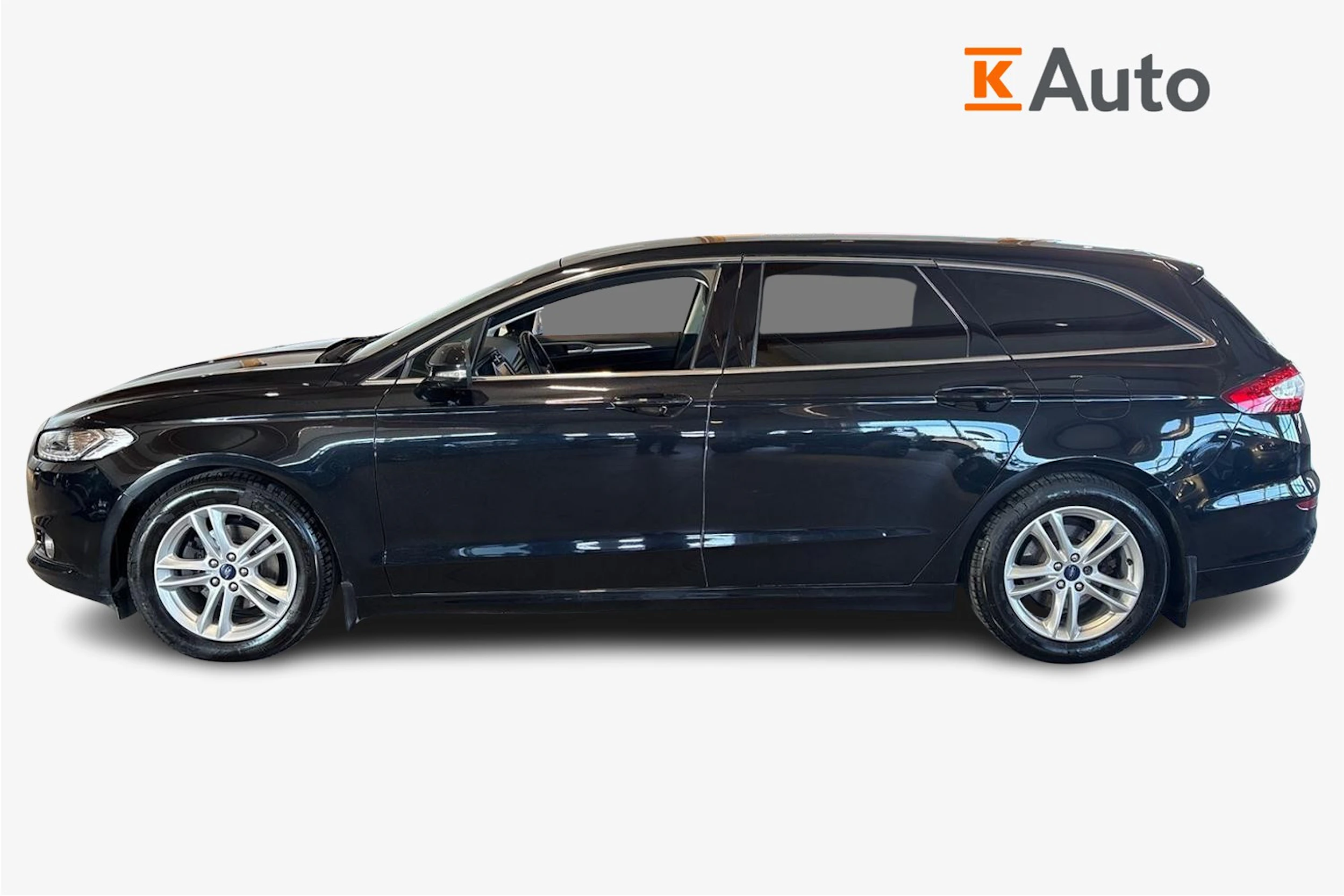 Musta Ford MONDEO 2015 kuva 7.