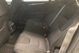 Harmaa Ford Mondeo 2015 kuva 8.