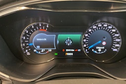 Harmaa Ford Mondeo 2015 kuva 16.