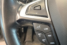 Harmaa Ford Mondeo 2015 kuva 17.