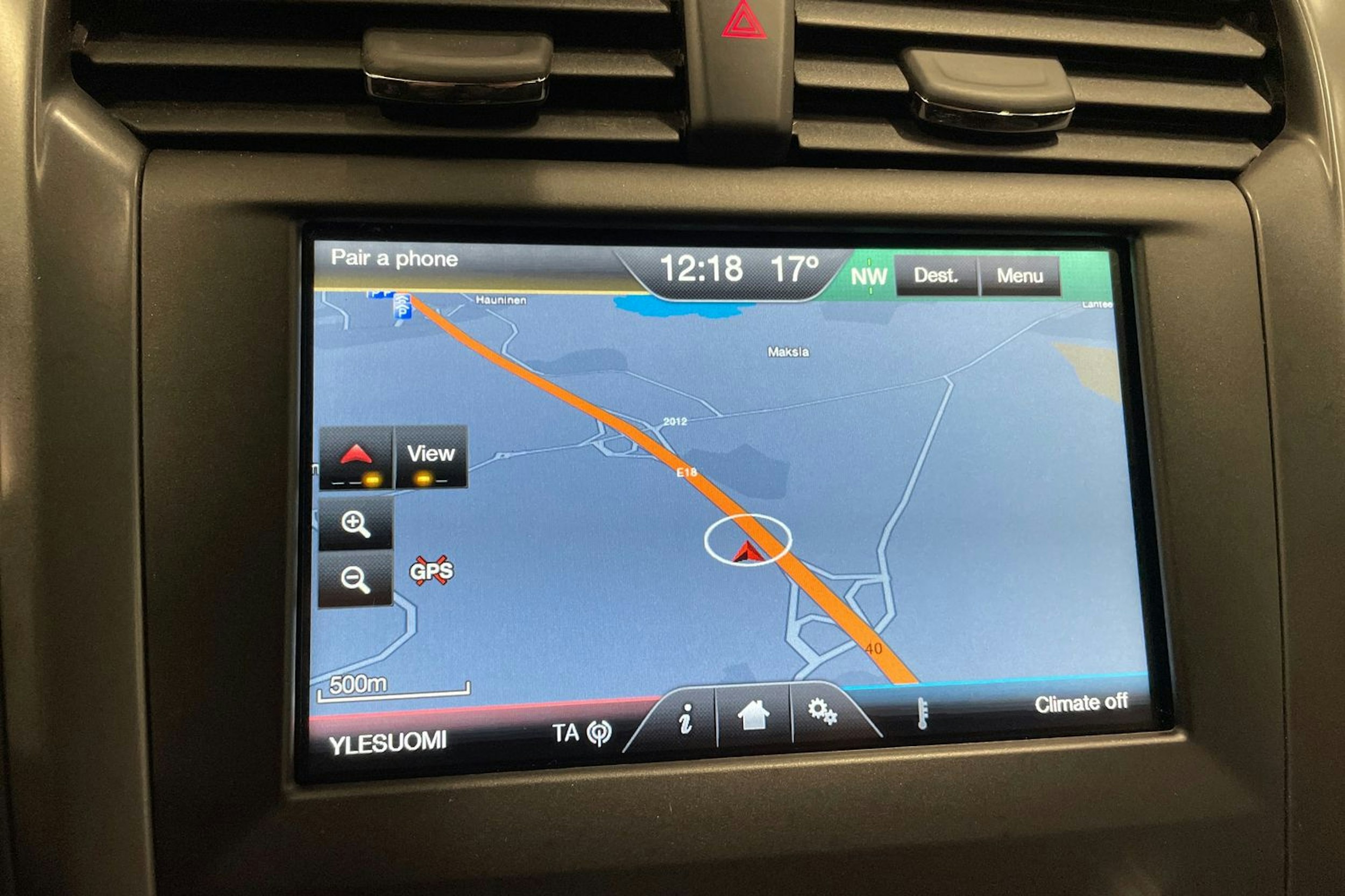 punainen Ford Mondeo 2015 kuva 23.