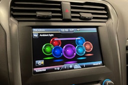 punainen Ford Mondeo 2015 kuva 24.