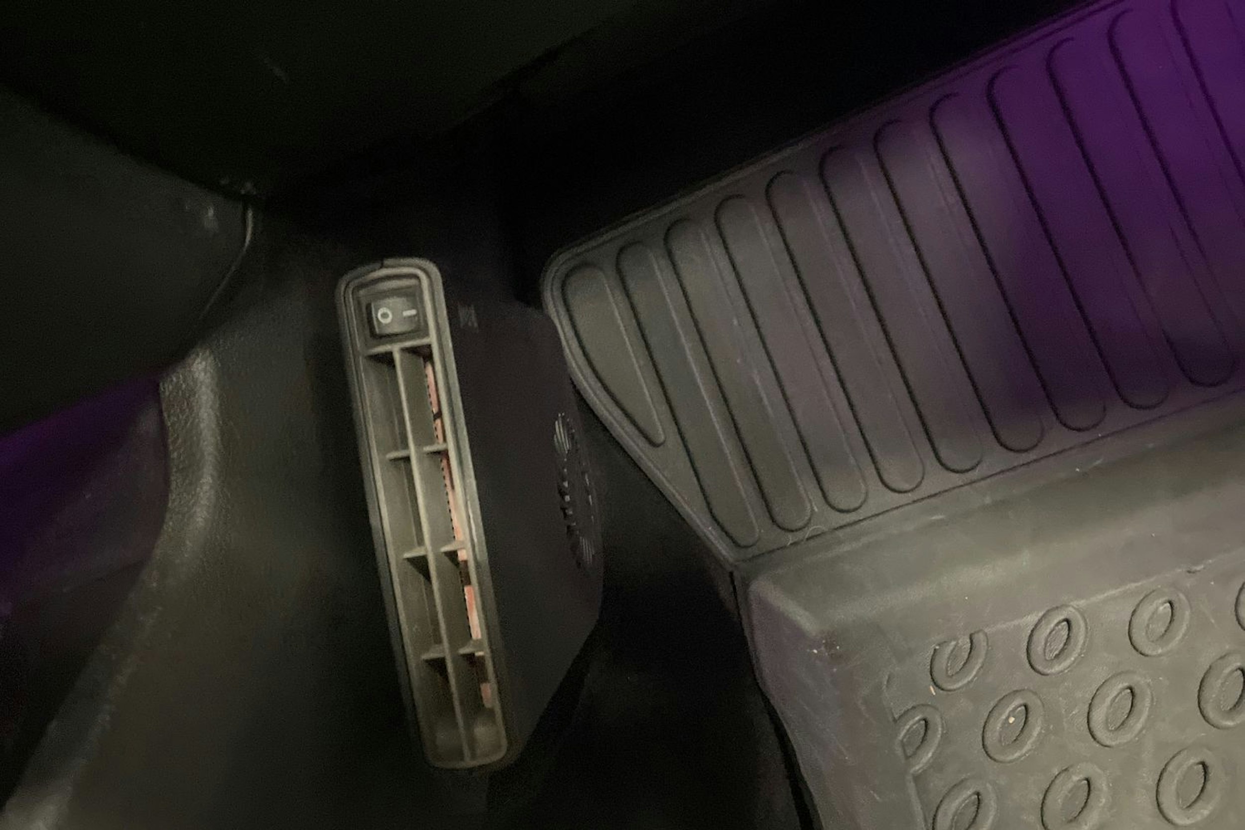 punainen Ford Mondeo 2015 kuva 29.