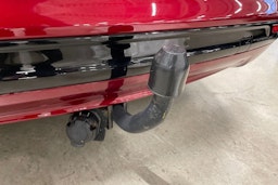 punainen Ford Mondeo 2015 kuva 35.