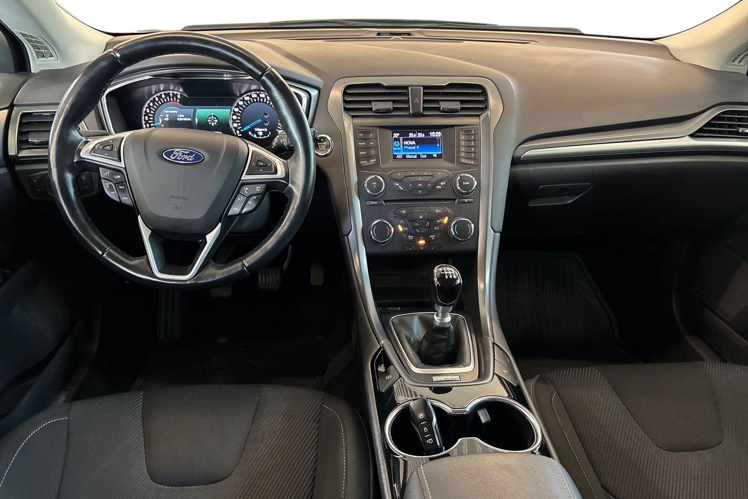 Ford Mondeo 2016, kuva 7/19
