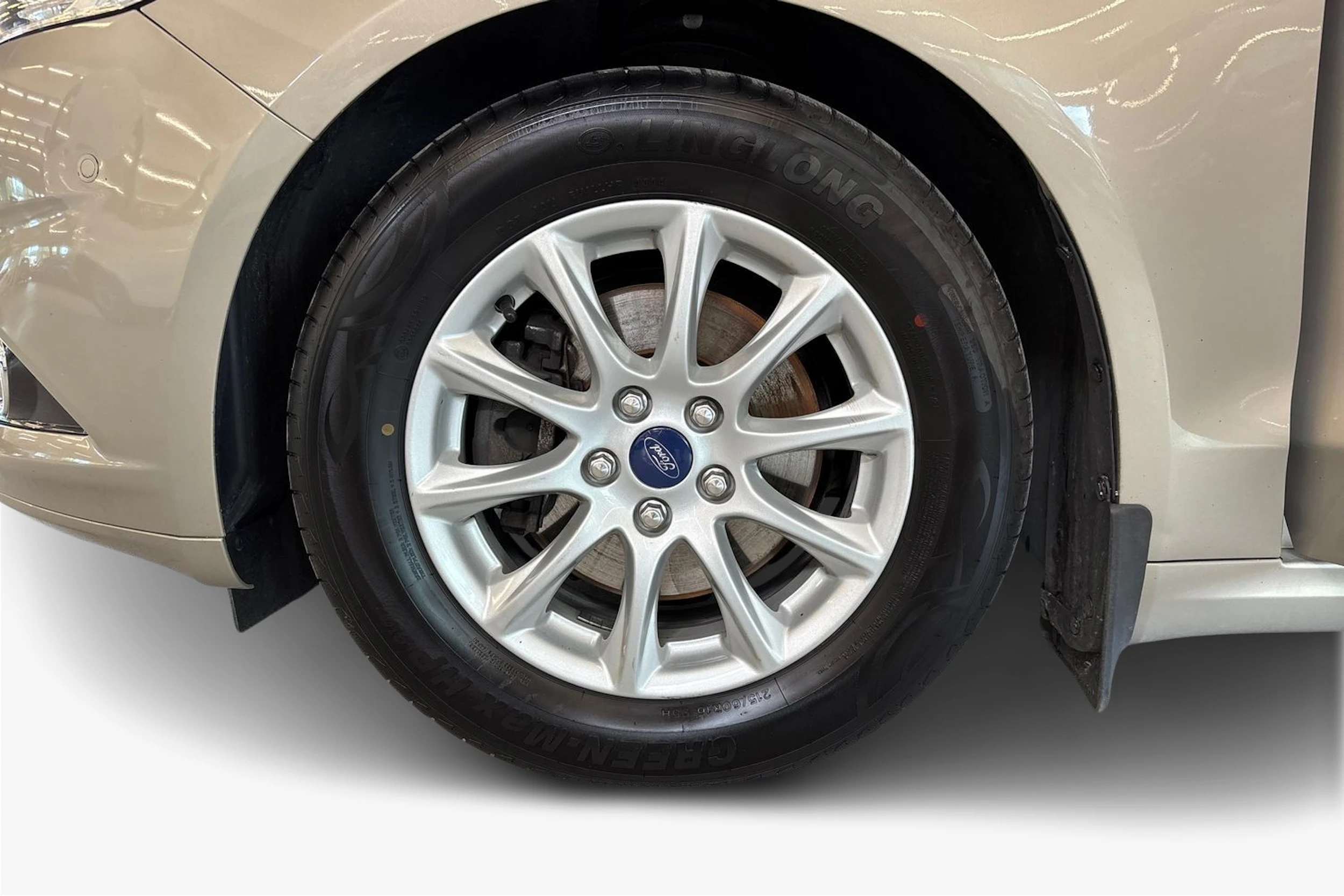 Harmaa Ford MONDEO 2016 kuva 9.