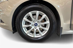 Harmaa Ford MONDEO 2016 kuva 9.