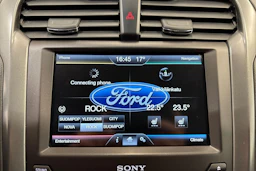 valkoinen Ford Mondeo 2016 kuva 17.