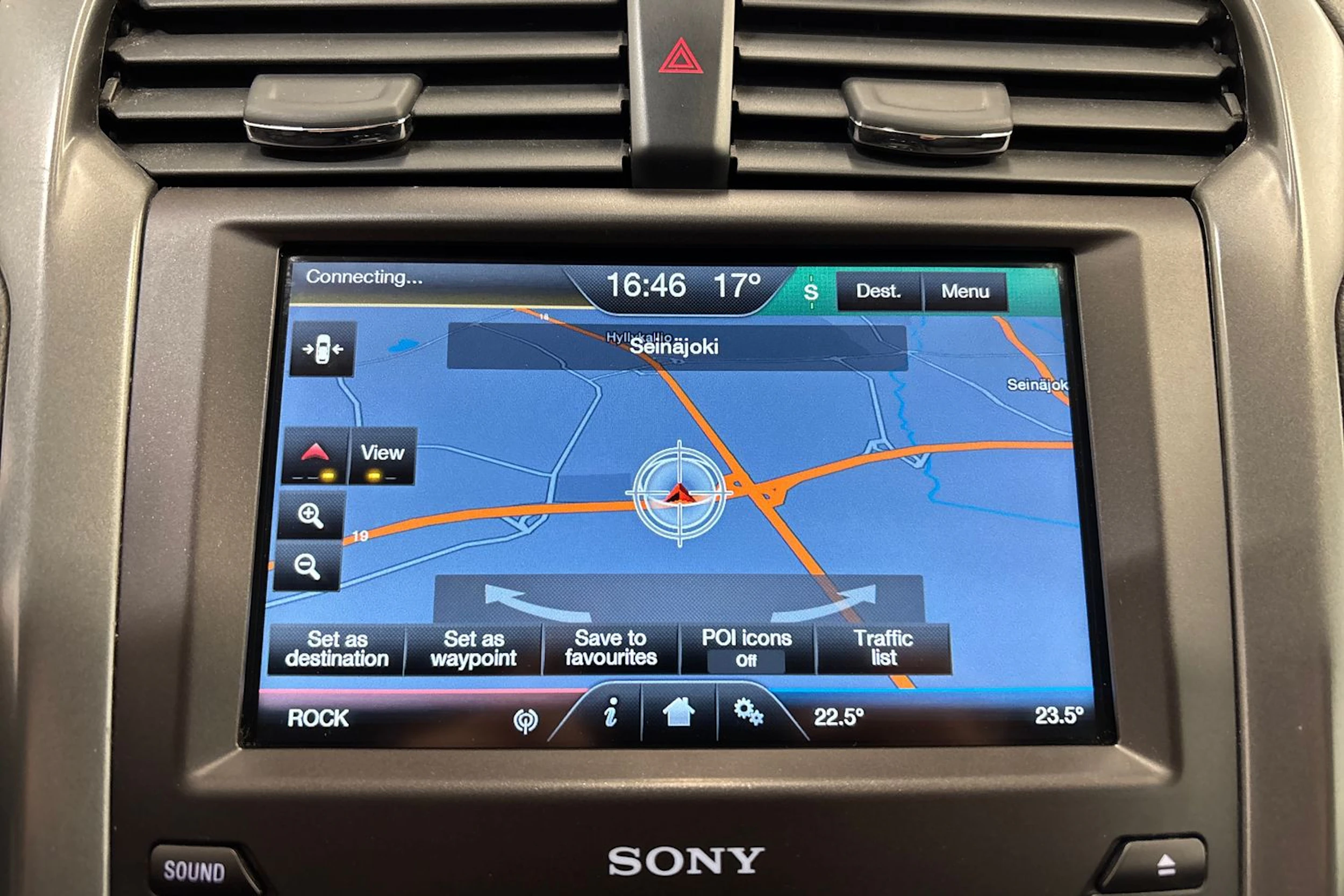 valkoinen Ford Mondeo 2016 kuva 20.