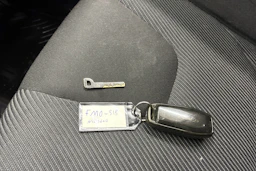Harmaa Ford MONDEO 2016 kuva 24.