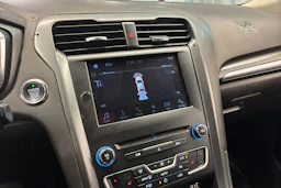 Harmaa Ford MONDEO 2016 kuva 33.