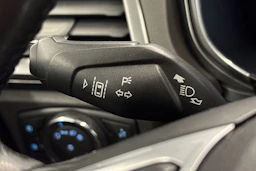 sininen Ford Mondeo 2016 kuva 21.