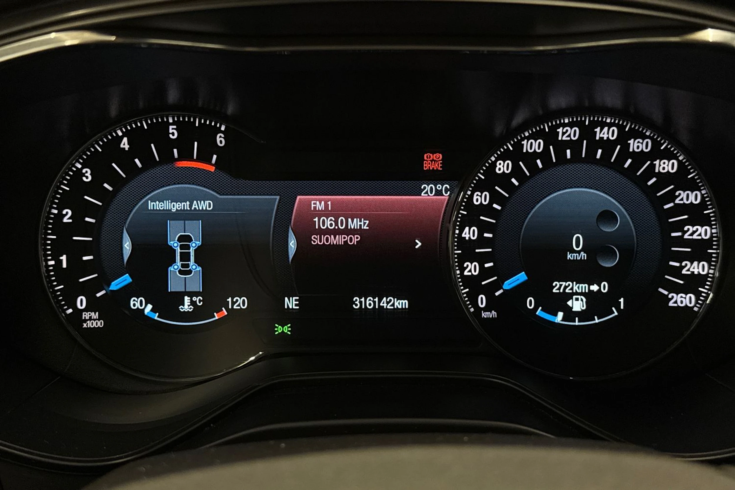 sininen Ford Mondeo 2016 kuva 31.