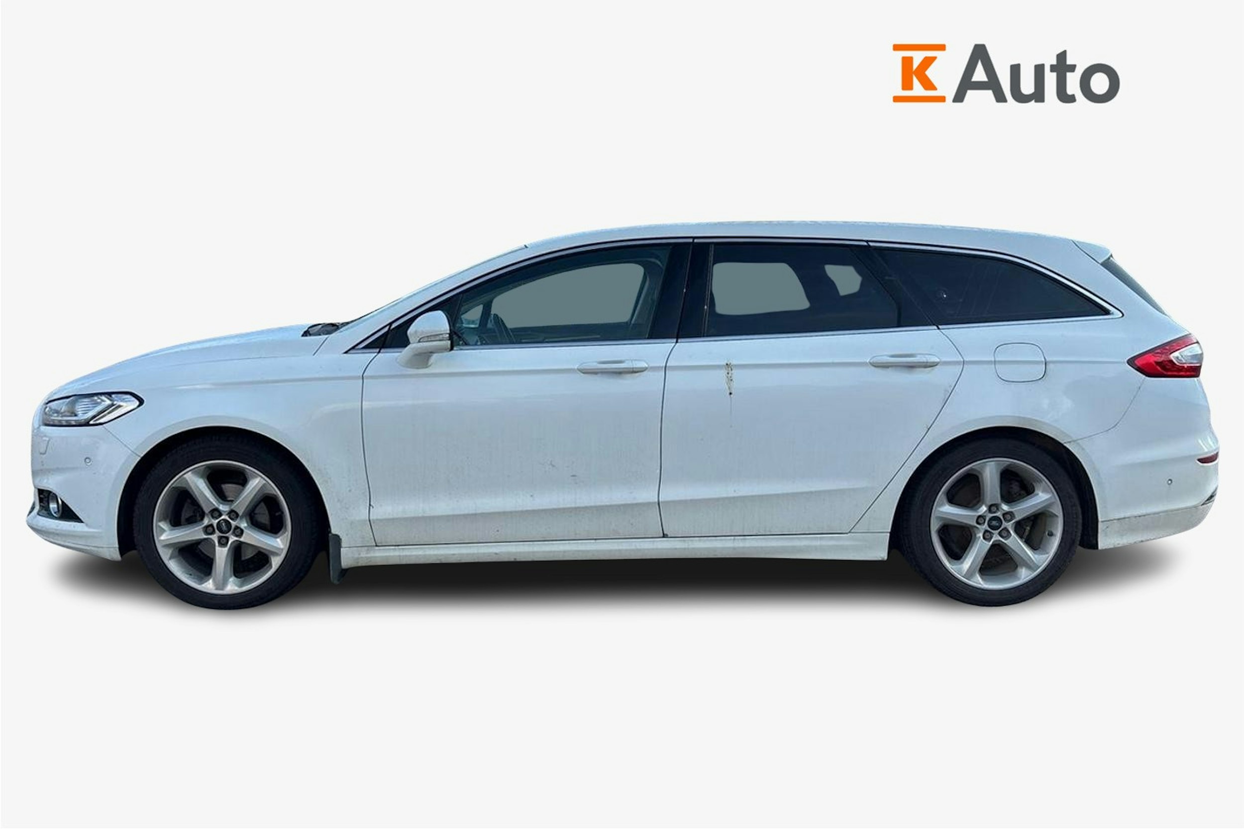 Valkoinen Ford MONDEO 2016 kuva 6.