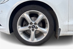 Valkoinen Ford MONDEO 2016 kuva 11.