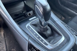 Valkoinen Ford MONDEO 2016 kuva 18.