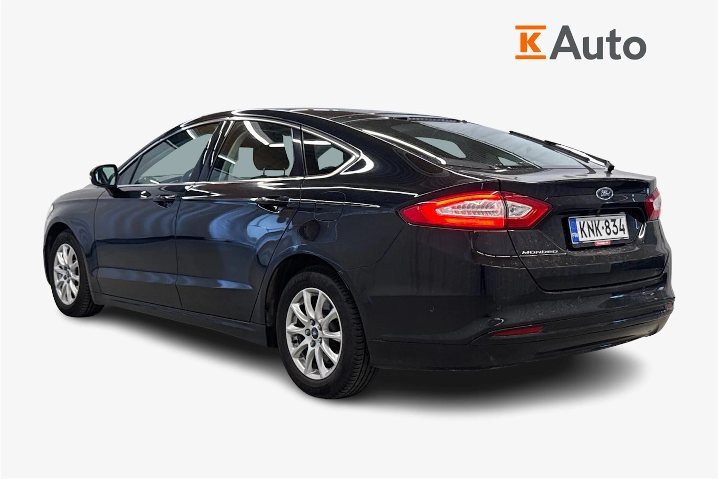 musta Ford Mondeo 2016 kuva 2.