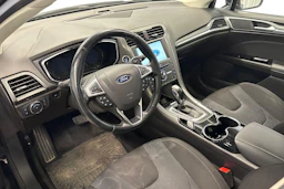 musta Ford Mondeo 2016 kuva 3.