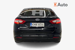 musta Ford Mondeo 2016 kuva 4.