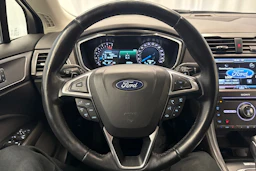 musta Ford Mondeo 2016 kuva 15.