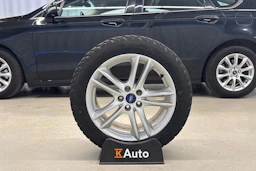 musta Ford Mondeo 2016 kuva 25.