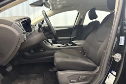 musta Ford Mondeo 2016 kuva 26.
