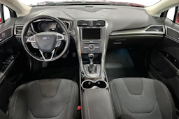 Punainen Ford MONDEO 2016 kuva 7.