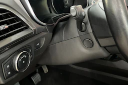 Punainen Ford MONDEO 2016 kuva 15.