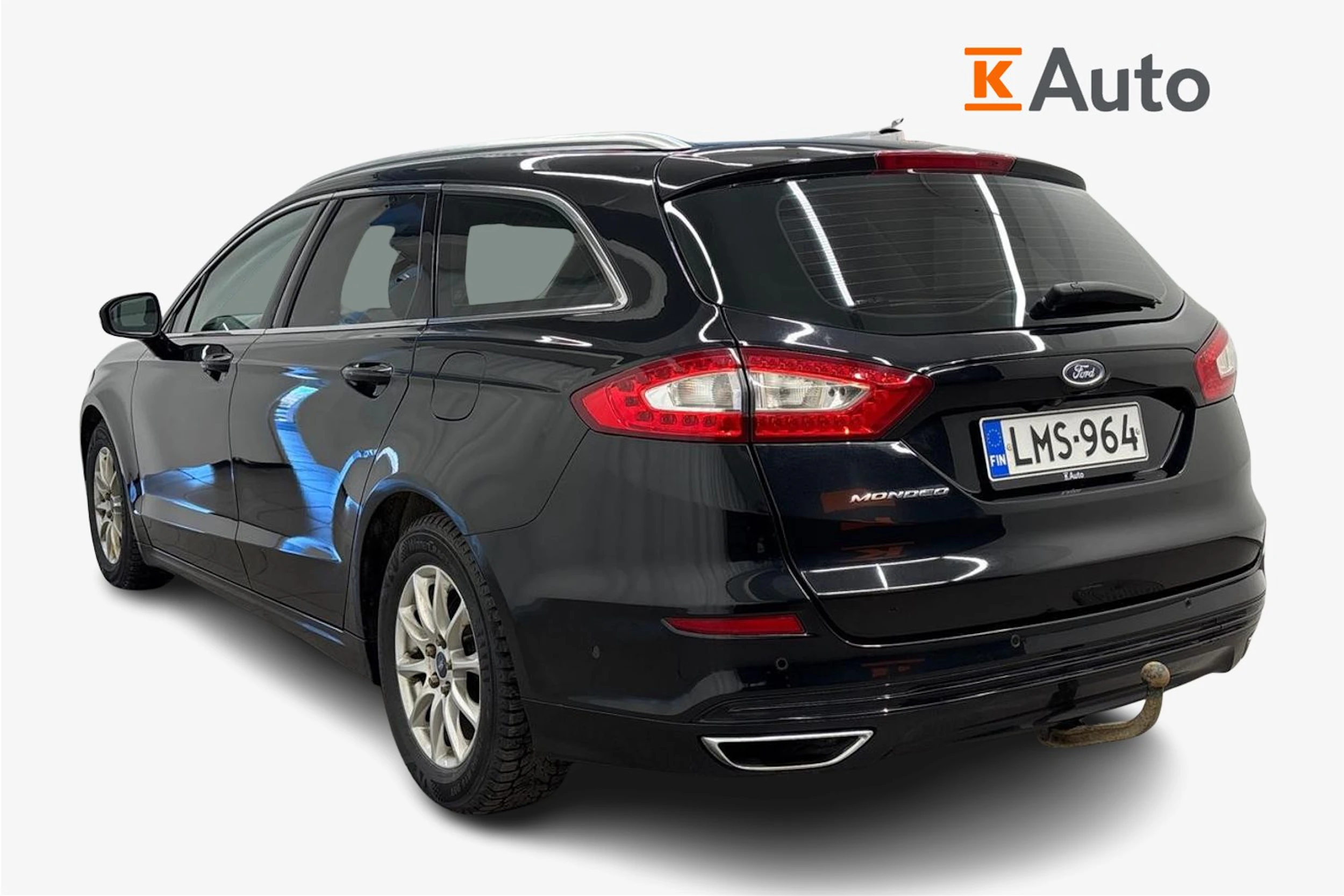 musta Ford Mondeo 2016 kuva 2.