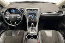 musta Ford Mondeo 2016 kuva 7.