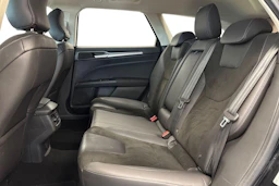 musta Ford Mondeo 2016 kuva 8.