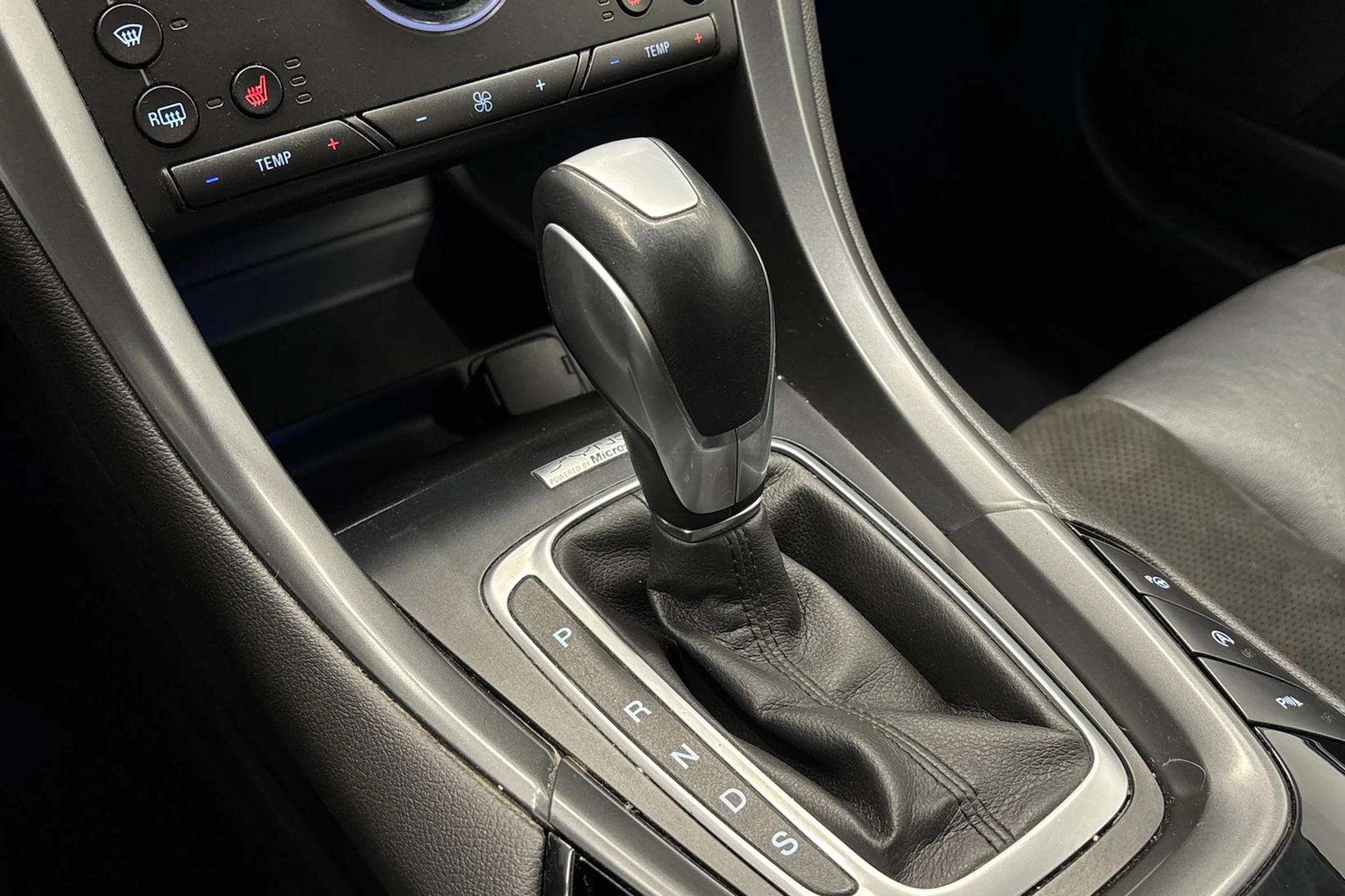 musta Ford Mondeo 2016 kuva 21.