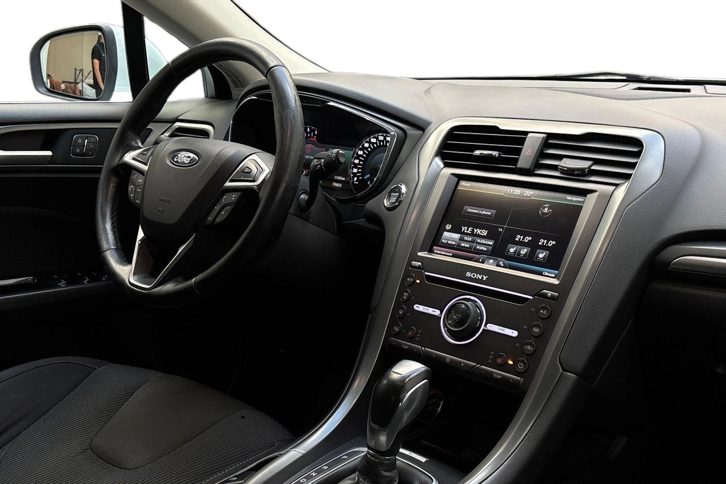 Valkoinen Ford MONDEO 2016 kuva 7.