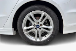 Valkoinen Ford MONDEO 2016 kuva 9.