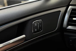 Valkoinen Ford MONDEO 2016 kuva 13.