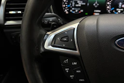 Valkoinen Ford MONDEO 2016 kuva 15.