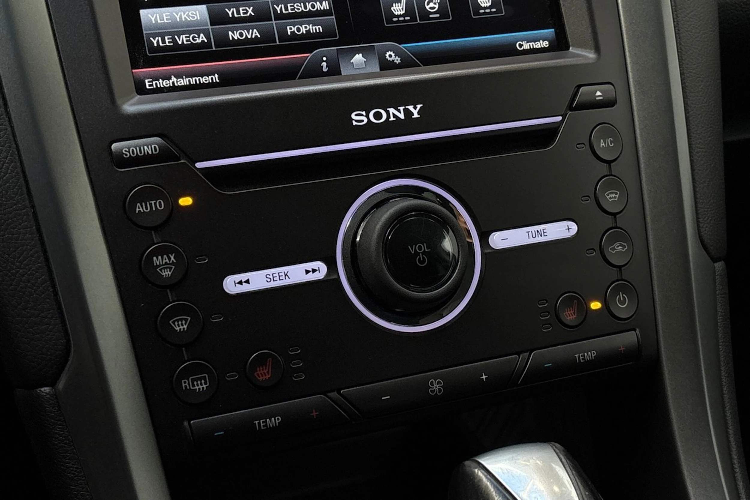Valkoinen Ford MONDEO 2016 kuva 24.