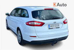 valkoinen Ford Mondeo 2016 kuva 2.