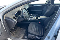 valkoinen Ford Mondeo 2016 kuva 3.