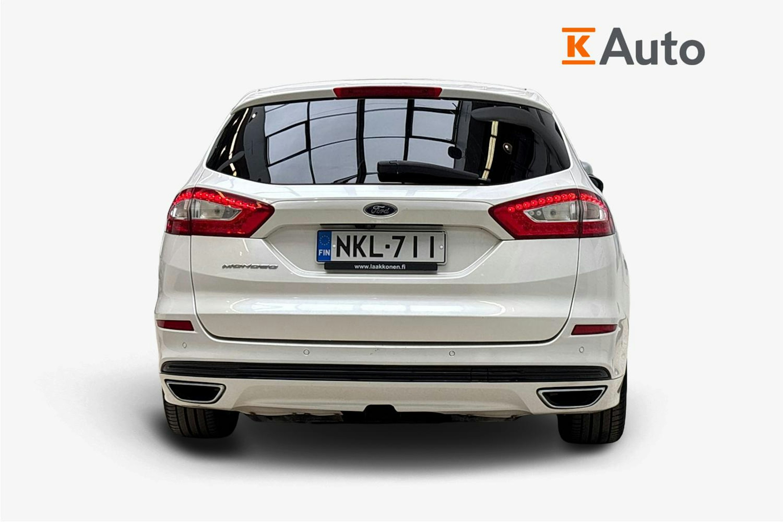 valkoinen Ford Mondeo 2016 kuva 3.