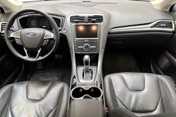 valkoinen Ford Mondeo 2016 kuva 9.
