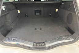 valkoinen Ford Mondeo 2016 kuva 14.